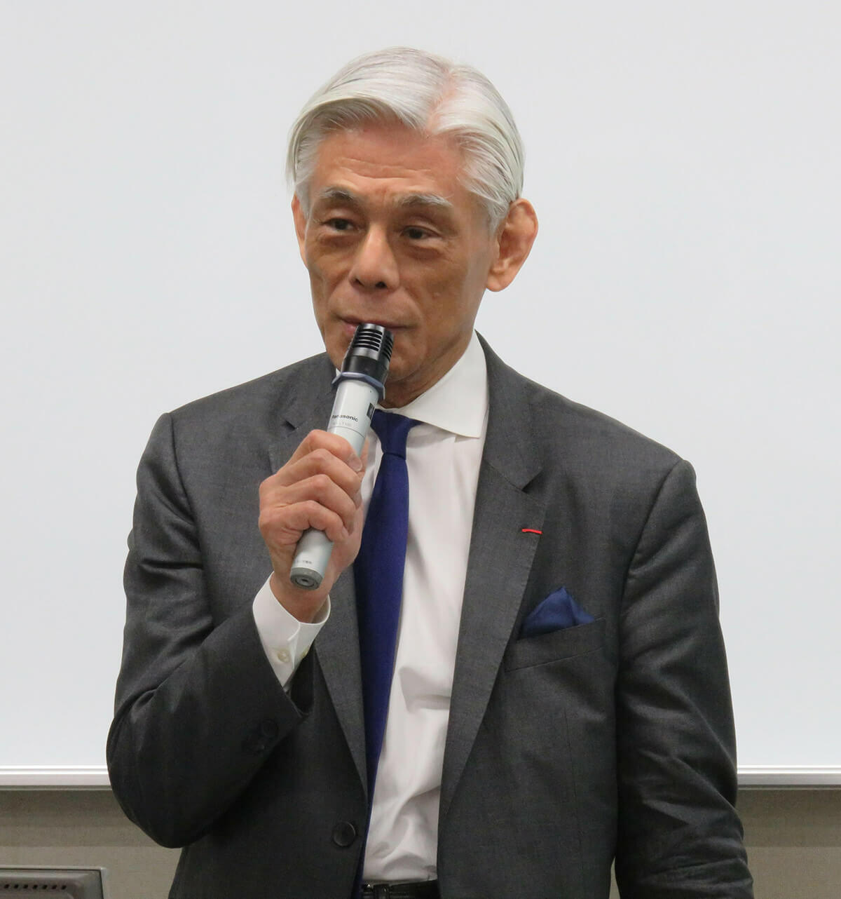 4月26日 近藤誠一氏